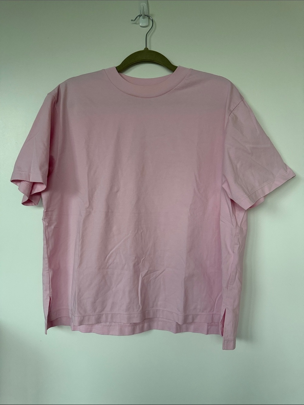 Uniqlo Airism Aline Crewneck Short Sleeve T-Shirt - Light Pink